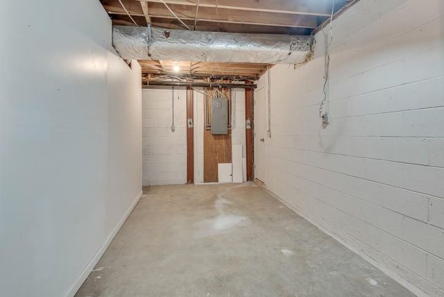 3684 Hunting Ridge Drive SW, Lilburn, GA 30047