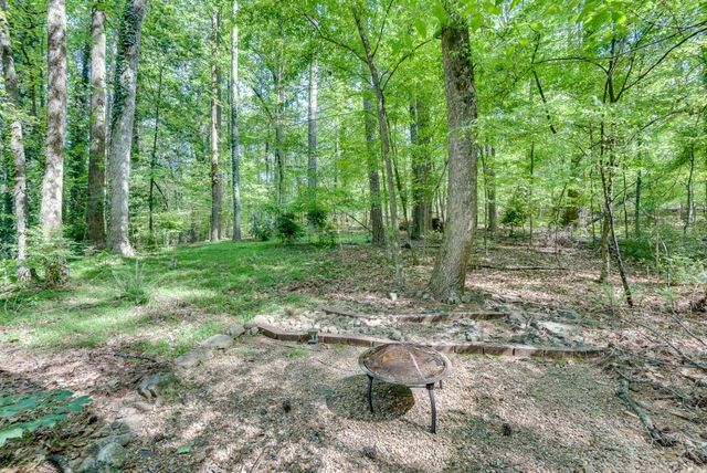 3684 Hunting Ridge Drive SW, Lilburn, GA 30047