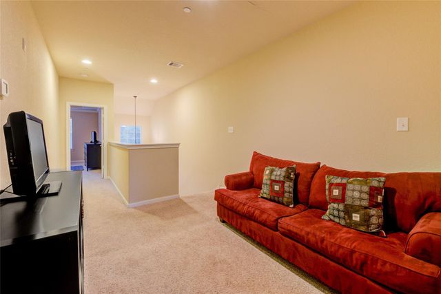 22 Bettina Lane, The Woodlands, TX 77382