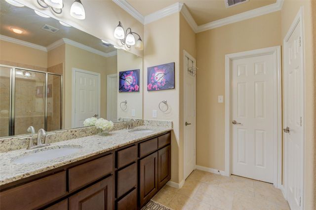 22 Bettina Lane, The Woodlands, TX 77382