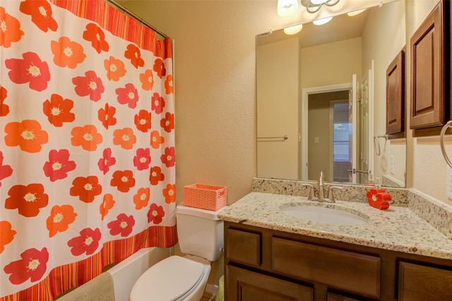 22 Bettina Lane, The Woodlands, TX 77382