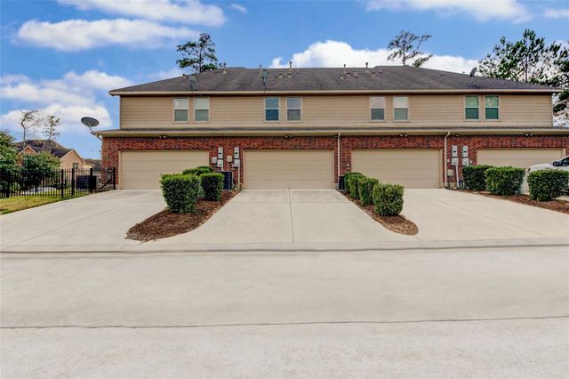 22 Bettina Lane, The Woodlands, TX 77382