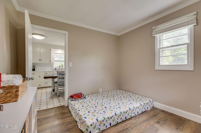 930 Tip Top Avenue, Kingsport, TN 37665