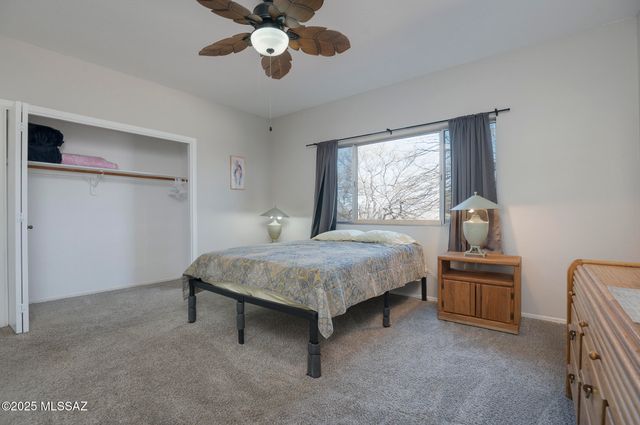1746 W Camino Estelar, Green Valley, AZ 85622
