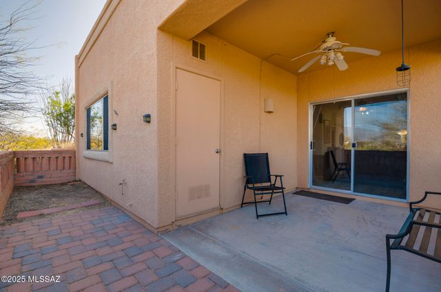 1746 W Camino Estelar, Green Valley, AZ 85622