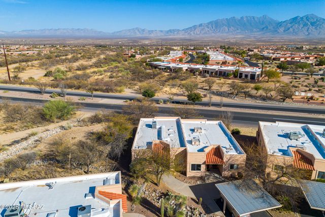 1746 W Camino Estelar, Green Valley, AZ 85622