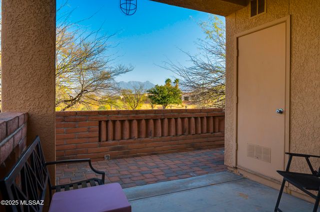 1746 W Camino Estelar, Green Valley, AZ 85622