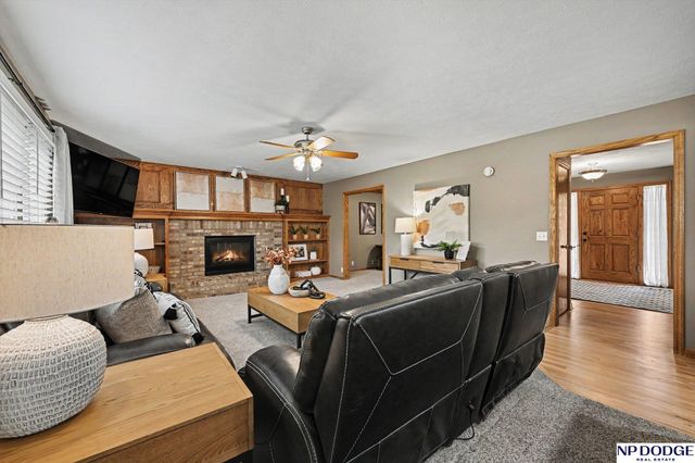 16252 Monroe Street, Omaha, NE 68135