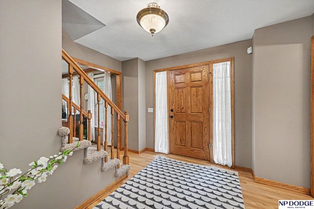 16252 Monroe Street, Omaha, NE 68135