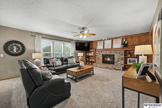 16252 Monroe Street, Omaha, NE 68135