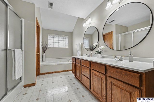 16252 Monroe Street, Omaha, NE 68135