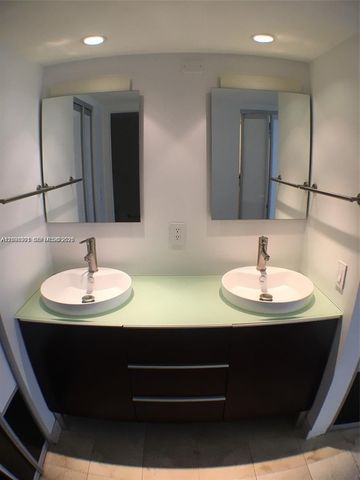 11 Island Ave 1505, Miami Beach, FL 33139