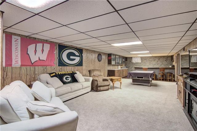 2532 Frostwoods Street, Eau Claire, WI 54703