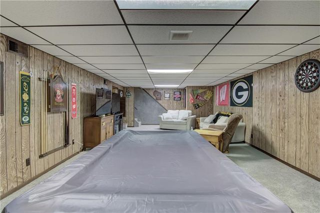 2532 Frostwoods Street, Eau Claire, WI 54703