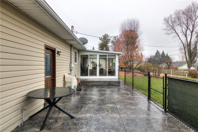 2532 Frostwoods Street, Eau Claire, WI 54703