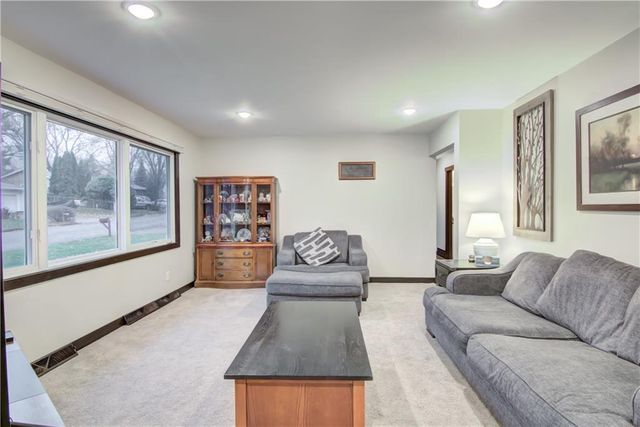 2532 Frostwoods Street, Eau Claire, WI 54703