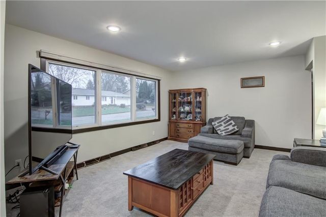 2532 Frostwoods Street, Eau Claire, WI 54703