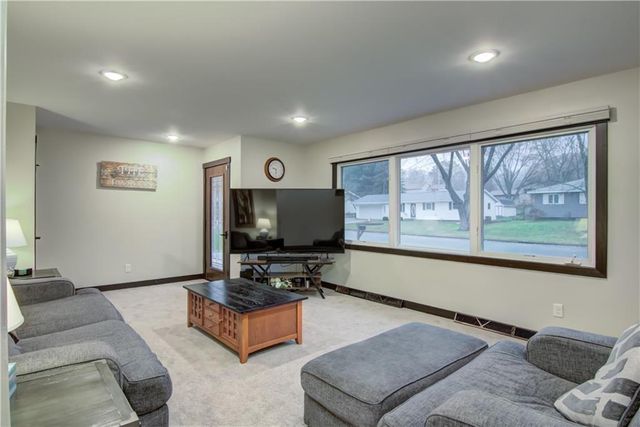 2532 Frostwoods Street, Eau Claire, WI 54703