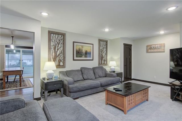 2532 Frostwoods Street, Eau Claire, WI 54703