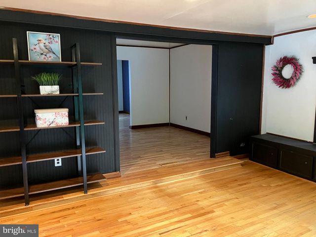19 DUVALL CT, Wilmington, DE 19808