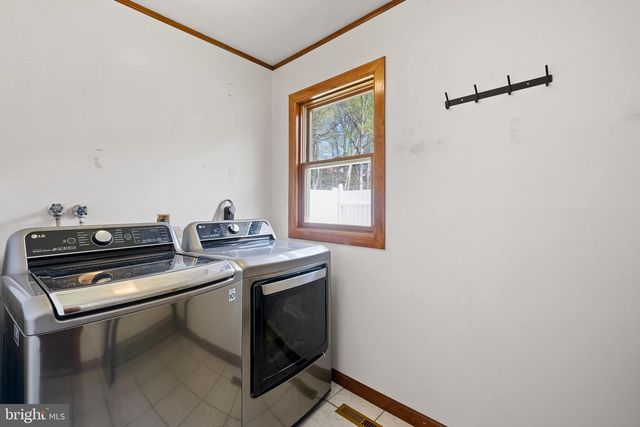 19 DUVALL CT, Wilmington, DE 19808