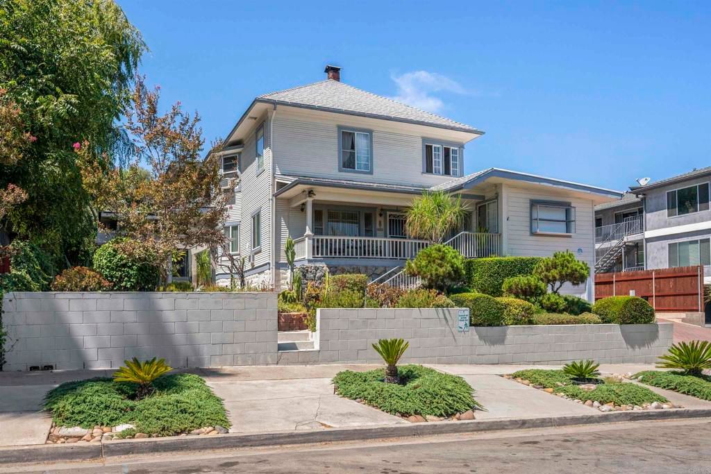4554 Date Avenue, La Mesa, CA 91941 — exterior