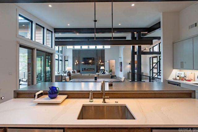 71 Buckhead TRL, Drasco, AR 72543