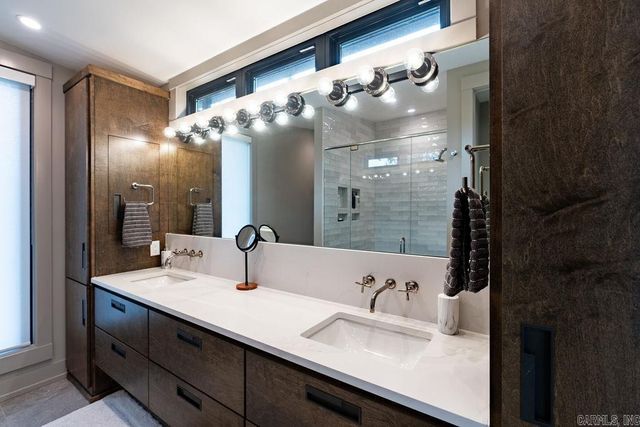 71 Buckhead TRL, Drasco, AR 72543