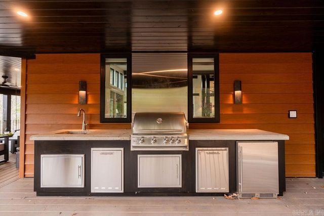 71 Buckhead TRL, Drasco, AR 72543