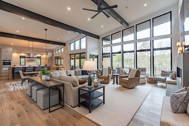 71 Buckhead TRL, Drasco, AR 72543