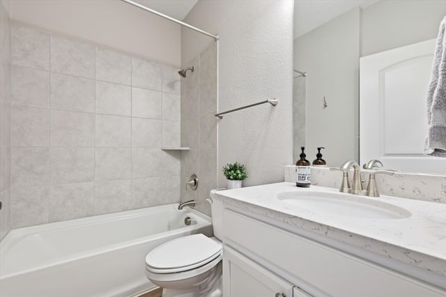 817 Forgotten Forest Way, Mckinney, TX 75071