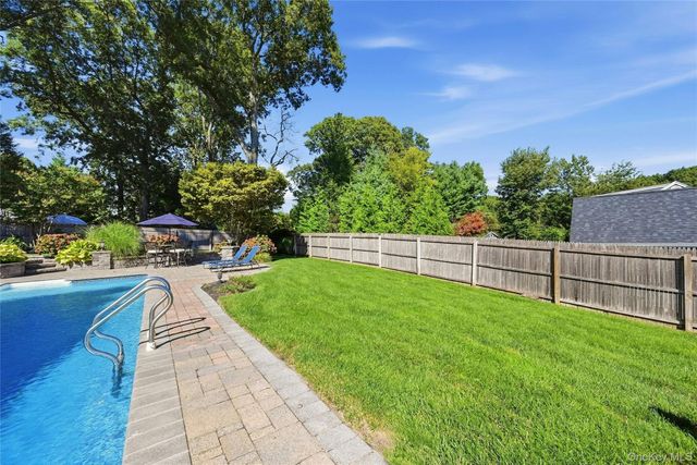 75 Eatons Neck Road, Northport, NY 11768