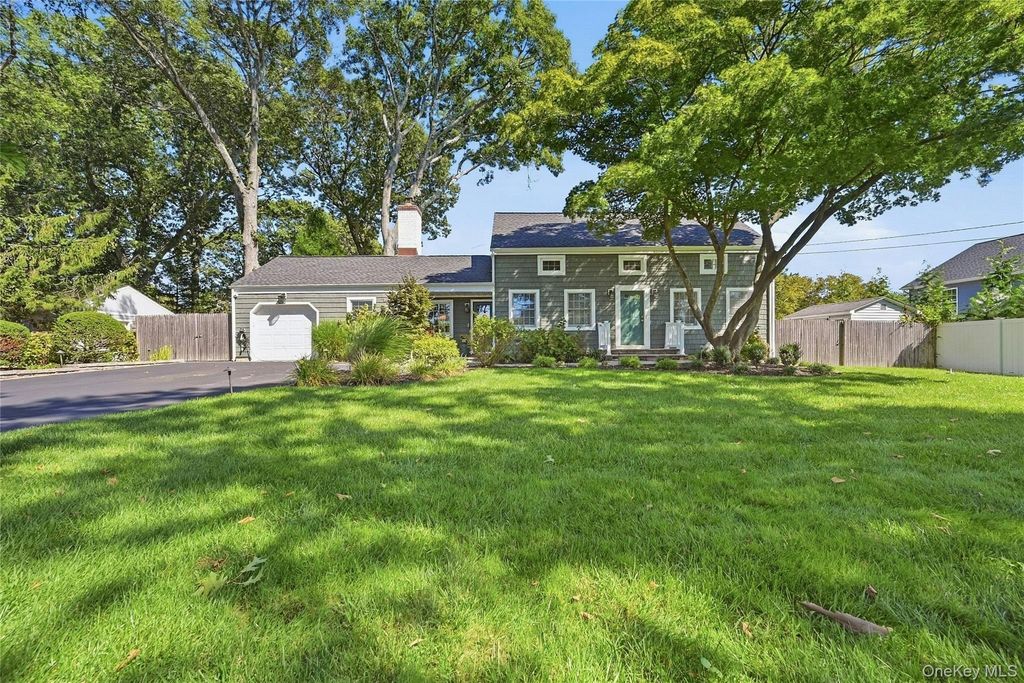 75 Eatons Neck Road, Northport, NY 11768 — photo 3