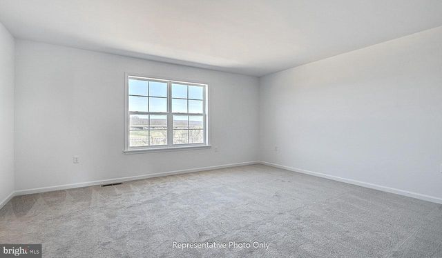 7841 OAK BROOK DR, Harrisburg, PA 17112