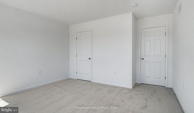 7841 OAK BROOK DR, Harrisburg, PA 17112