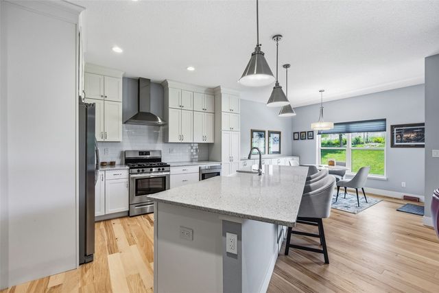 3040 Sunflower Street, Ely, IA 52227