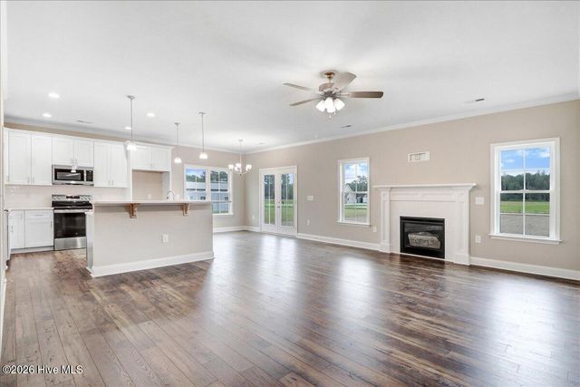 102 Chester Place, Pikeville, NC 27863