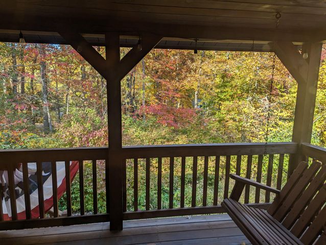 635 LAUREL RIDGE RD, Reinholds, PA 17569