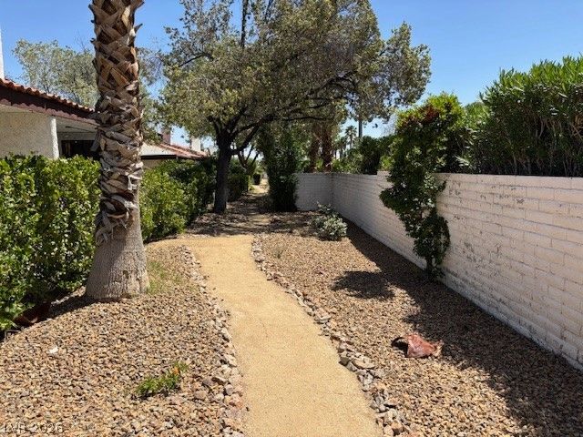 2675 San Lago Court, Las Vegas, NV 89121