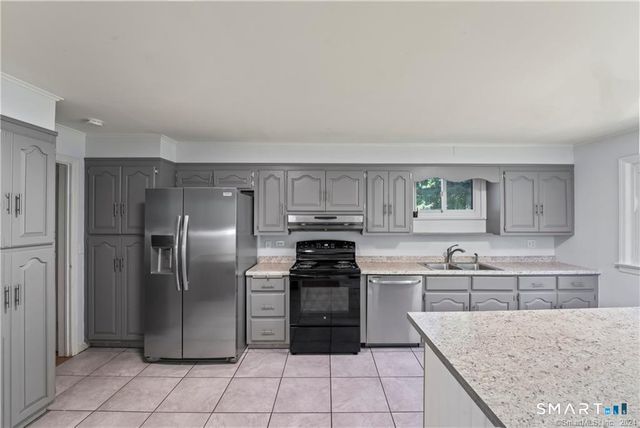 791 Newfield Avenue, Stamford, CT 06905