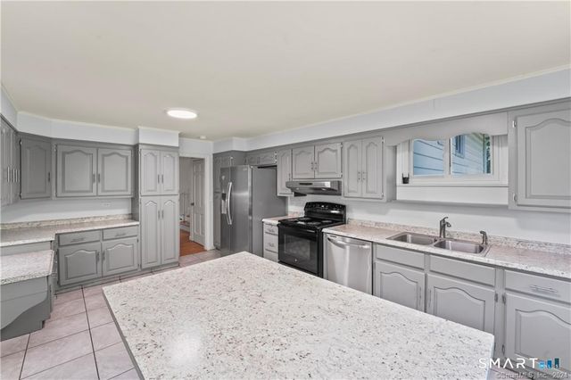 791 Newfield Avenue, Stamford, CT 06905