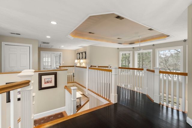 7 Pettee's Pond Lane, Walpole, MA 02081