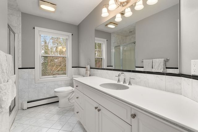 7 Pettee's Pond Lane, Walpole, MA 02081