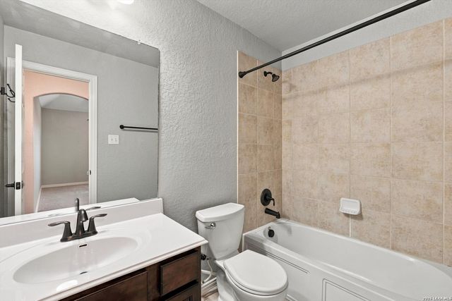 3834 Ox-Eye Daisy, San Antonio, TX 78261