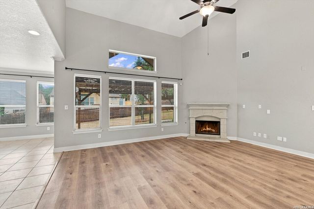 3834 Ox-Eye Daisy, San Antonio, TX 78261