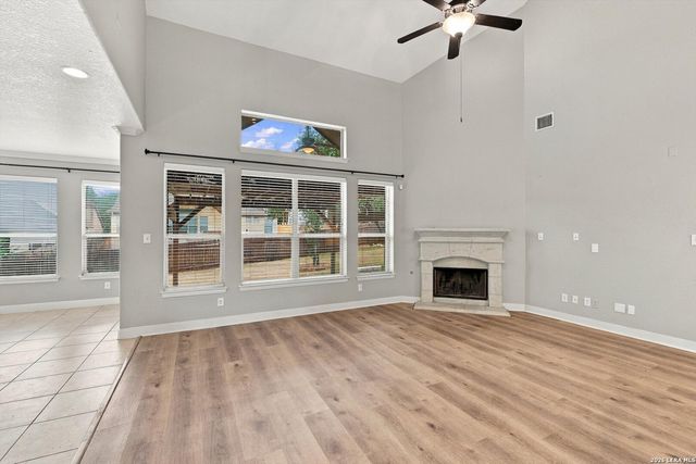 3834 Ox-Eye Daisy, San Antonio, TX 78261
