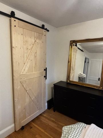 73 Edinboro Rd 1, Quincy, MA 02169