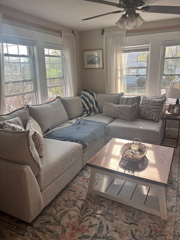 73 Edinboro Rd 1, Quincy, MA 02169