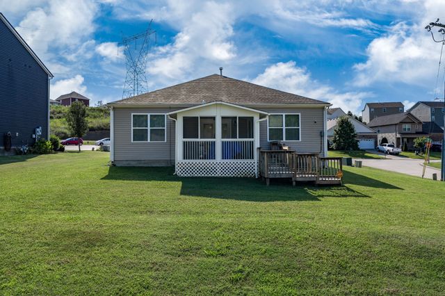 601 Sheyes Cir, Columbia, TN 38401