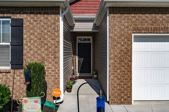 601 Sheyes Cir, Columbia, TN 38401